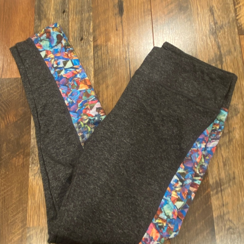 Lularoe Jordan womens workout pants leggings size medium